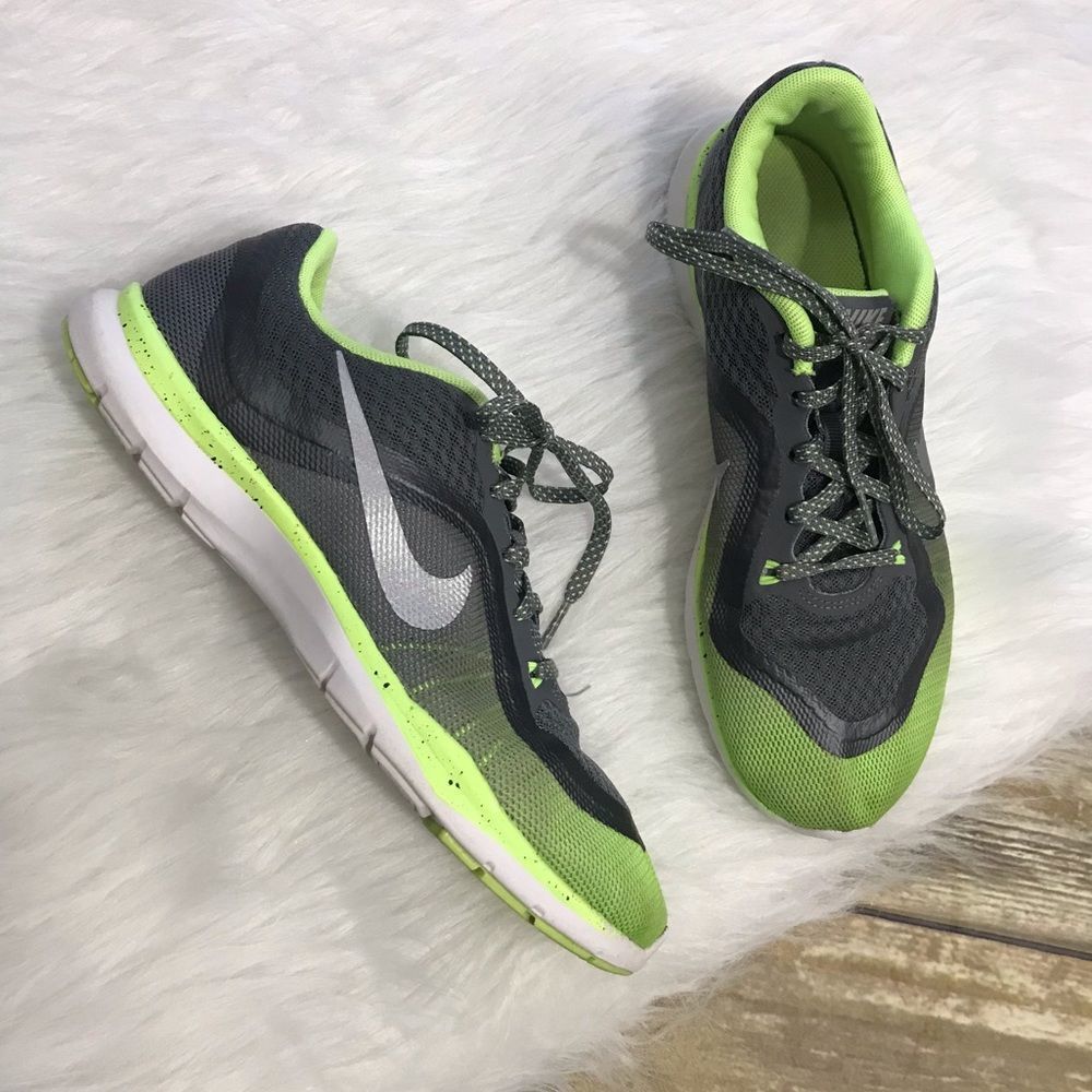 womens nike flex tr